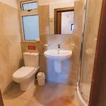 Chossie Villa